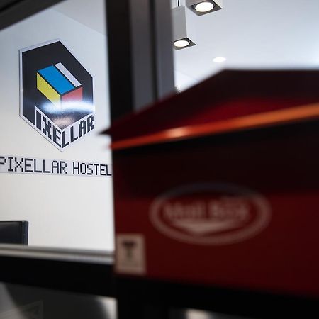 Pixellar Hostel Бангкок Экстерьер фото