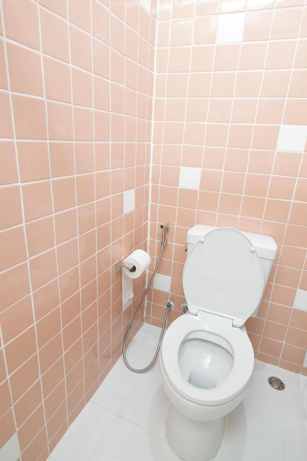 Pixellar Hostel Бангкок Экстерьер фото